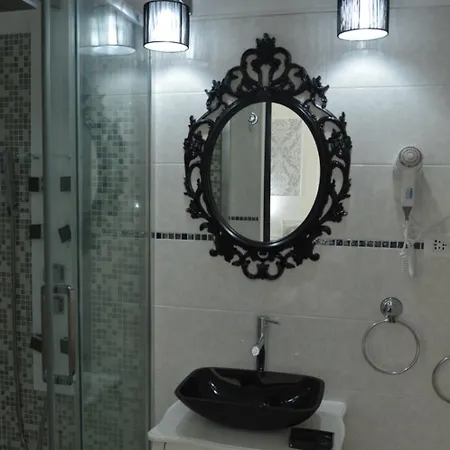 Ca Dei Nobili Bed & Breakfast Janov